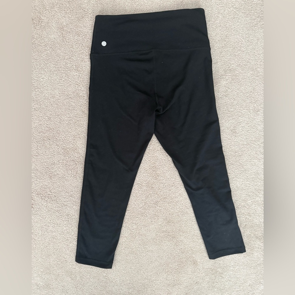 Women’s black Zella leggings - Picture 2 of 4